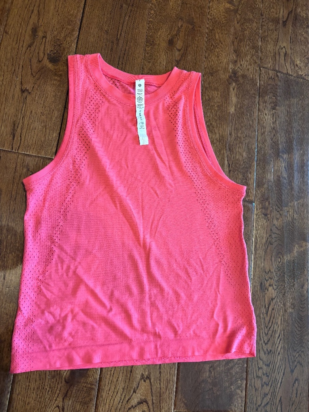 Lululemon size 2 Train to Be tank top - bright pink
